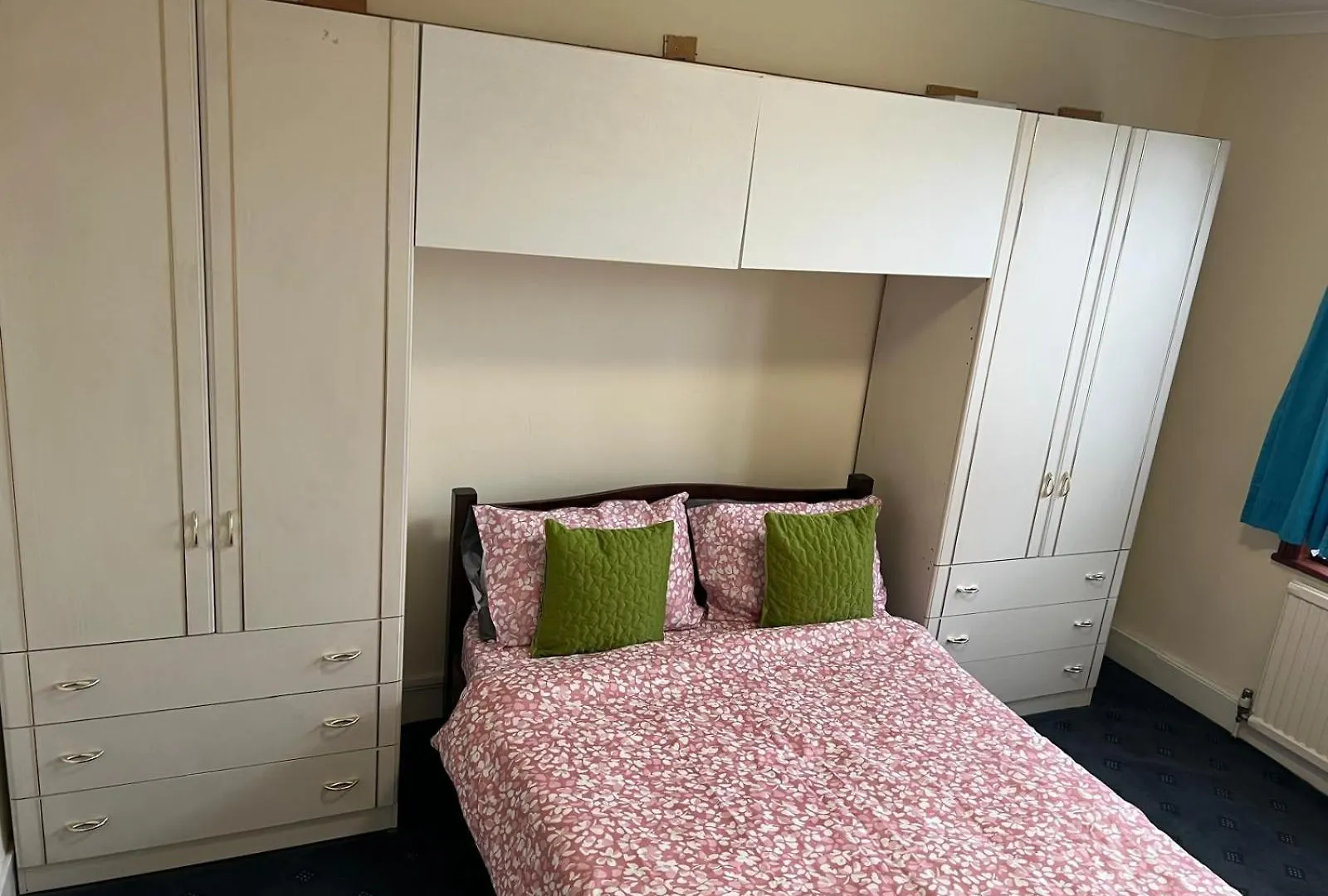 Sai Residence Ilford Homestay
